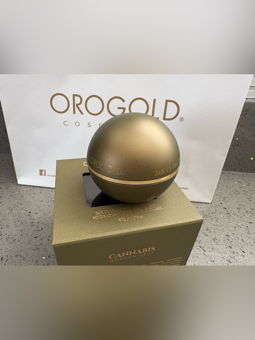 OROGOLD 24K Ultralight Cannabis Golden Leaf Face Cream